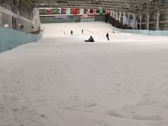 -乔波室内滑雪场