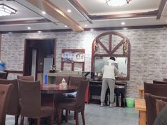 -菌之家·专业纯野生菌火锅·特色炒菌