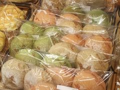 -顶东面包花园·生日蛋糕(世博店)