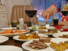 -荣誉国际酒店-云顶旋转餐厅