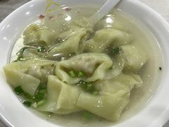 三鲜馄饨-珊珊小笼馆(仙霞路店)