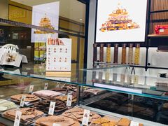 面包甜点陈列柜-Laderach 莱德拉(上海环贸iapm店)