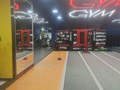 -成杰格斗·拳击·柔术·防身术(建设路店)