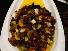 宫保鸡丁-夫妻肺片·中华老字号·正宗川菜(春熙路店)