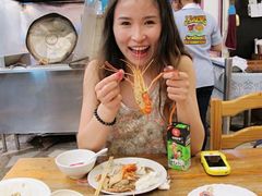-J Daeng Seafood