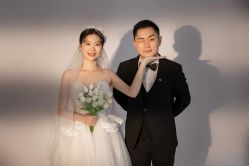 -蒙太奇婚纱摄影(万达店)