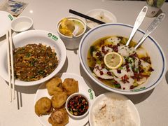 -绿草地·湘菜(7mall店)