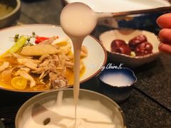 原始酸奶-丝路金桃·新疆菜(徐汇店)