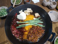 -周幺妹重庆老火锅(银泰城总店)