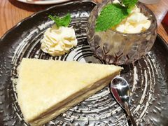 -玛格萝妮(汇智国际商业中心店)