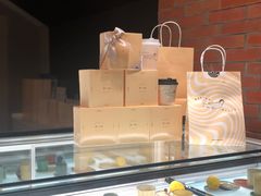 -潮一不贰·法式甜品·生日蛋糕·西式简餐(外滩店)