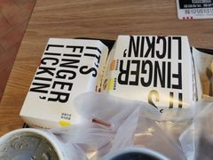 新奥尔良烤鸡腿堡-肯德基(新八一店)
