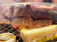 -叽叽扎扎烤肉场(生态城万达店)