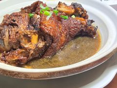 -老码头黑皮肘子锅包肉(赣水路店)