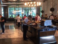 -上海虹桥西郊假日酒店