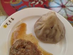 -笑来喜馄饨小笼工坊店(湖滨街店)