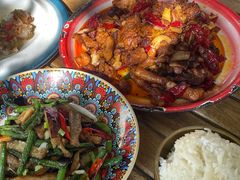 -柴窝堡22号辣子鸡·传承新疆菜