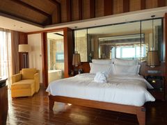 -三亚湾海居铂尔曼度假酒店