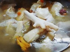 -威邵鸡煲(西华路总店)