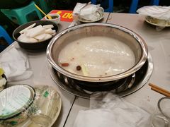-去吃小龙虾·江湖菜·烧烤(南滨路店)