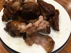酱猪蹄子-浑河春面馆非遗鹿角面(良乡店)