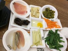 -在蒙自过桥米线