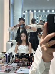 -乐派诗婚纱摄影