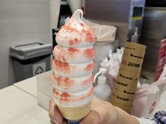 -DQ·蛋糕·冰淇淋(湖景东路店)