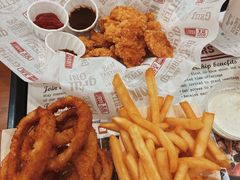 -The Habit Burger Grill 哈比特汉堡(世博店)