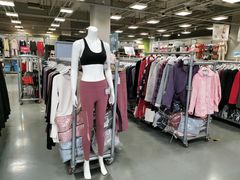 -上品折扣(回龙观店)