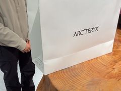 -ARC'TERYX始祖鸟(北京王府中环店)