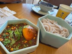 -包整·丝娃娃(一览甲秀楼风景店)