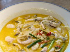 -蜜桃餐厅·伴山(湖滨商业街店)