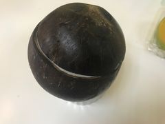-志龙皇冠吃货椰子铺