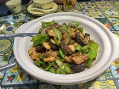 -小红鲸·海鲜餐厅(轸大路店)