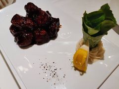 HOMES牛仔粒-HOMES上海本帮菜(襄阳公园店)