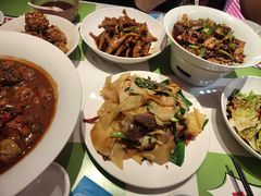 -鑫小城故事·藕汤·家常菜(台北一路总店)