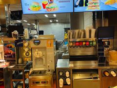 -麦当劳(南京路2店)