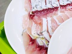 脆皖鱼腩-正能量脆肉鲩火锅