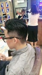 -首脑美发沙龙