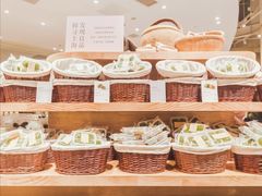 -七鲜超市(瑞虹天地太阳宫店)