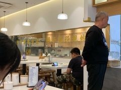 -李与白包子铺(桐梓林店)