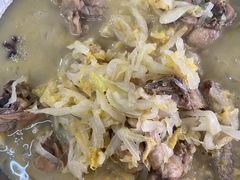 小鸡炖酸菜-东北四季饺子王(华山路店)