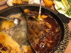 -小渝公重庆卤味火锅(临沂店)