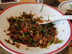 -小洞天柴火土菜馆