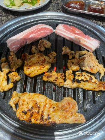 探店记：烤肉店必点，烤肉乐趣