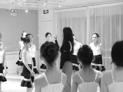 -炫艺舞蹈培训中心(枫尚奥特莱斯店)