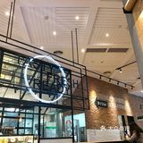 凑近观赏这台德国产、禁欲系的WMF咖啡机。很多人问
