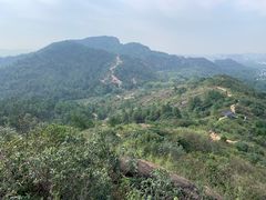 -灵岩山风景区