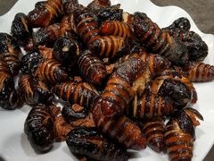 椒盐蚕蛹-小胖私厨状元宴·东北私房菜馆